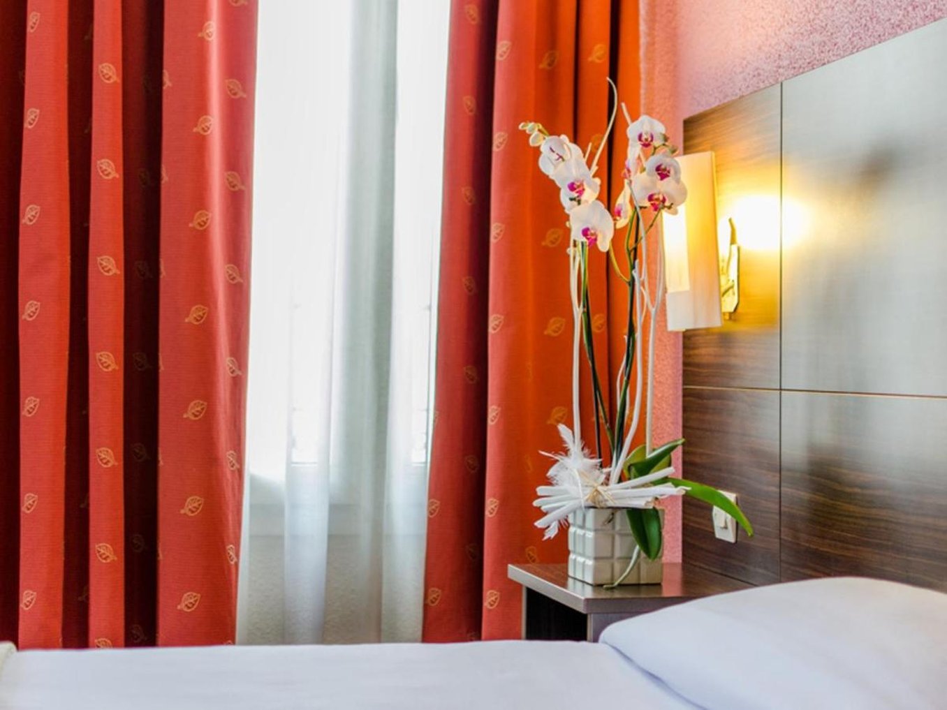 Hotel Arc Paris Porte D Orleans Formerly Kyriad Paris Sud Porte D Orl Ans 34/57