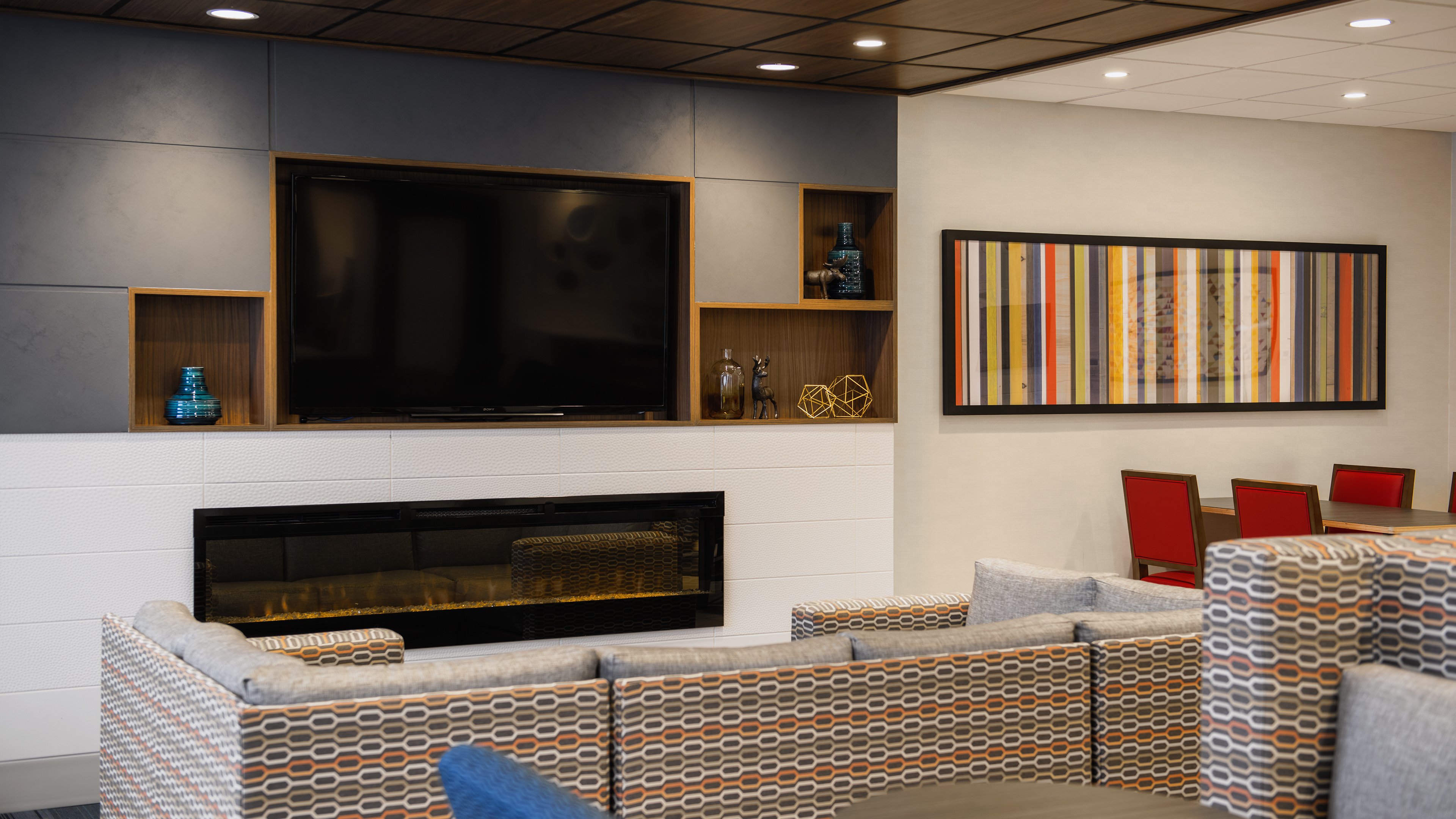 Holiday Inn Express Hotel Suites Airdrie Calgary 12/51