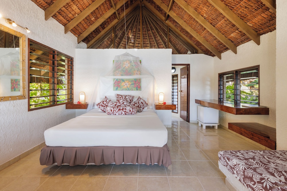 Bungalow, King Bed, Beach Front