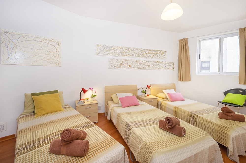Spinola Bay Apartment 3/40