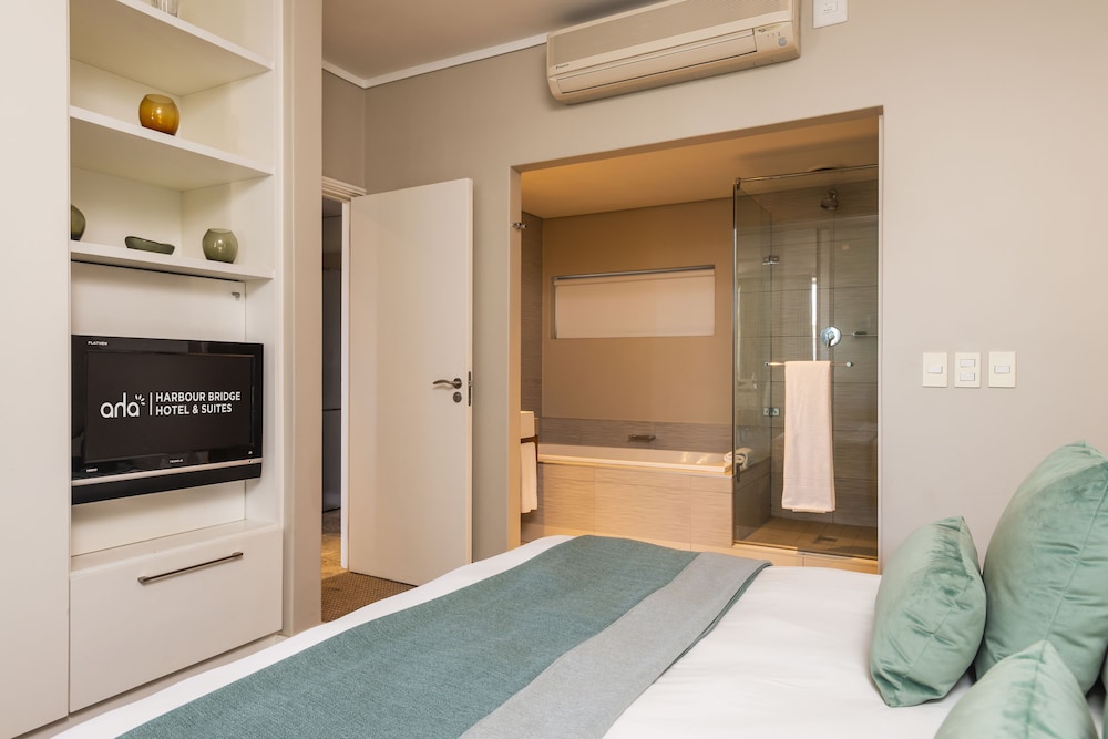 aha Harbour Bridge Hotel & Suites 5/65