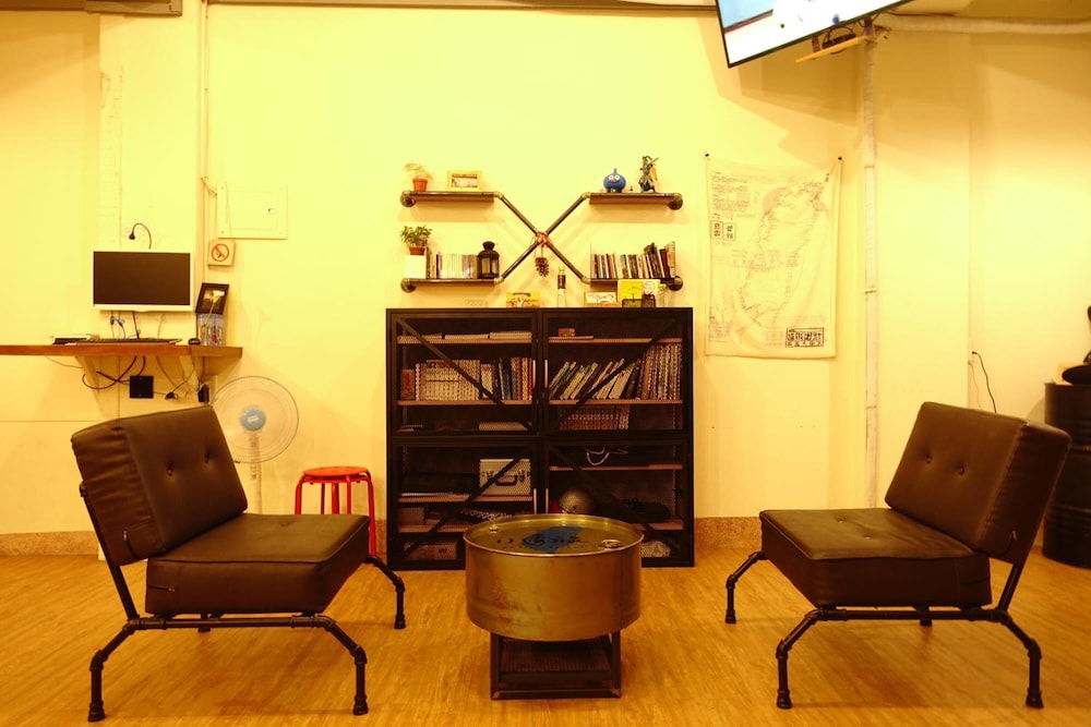 Chiayi Petite Hostel 30/35