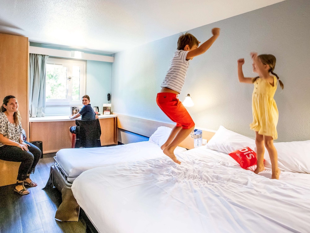 Ibis Bourges 21/70