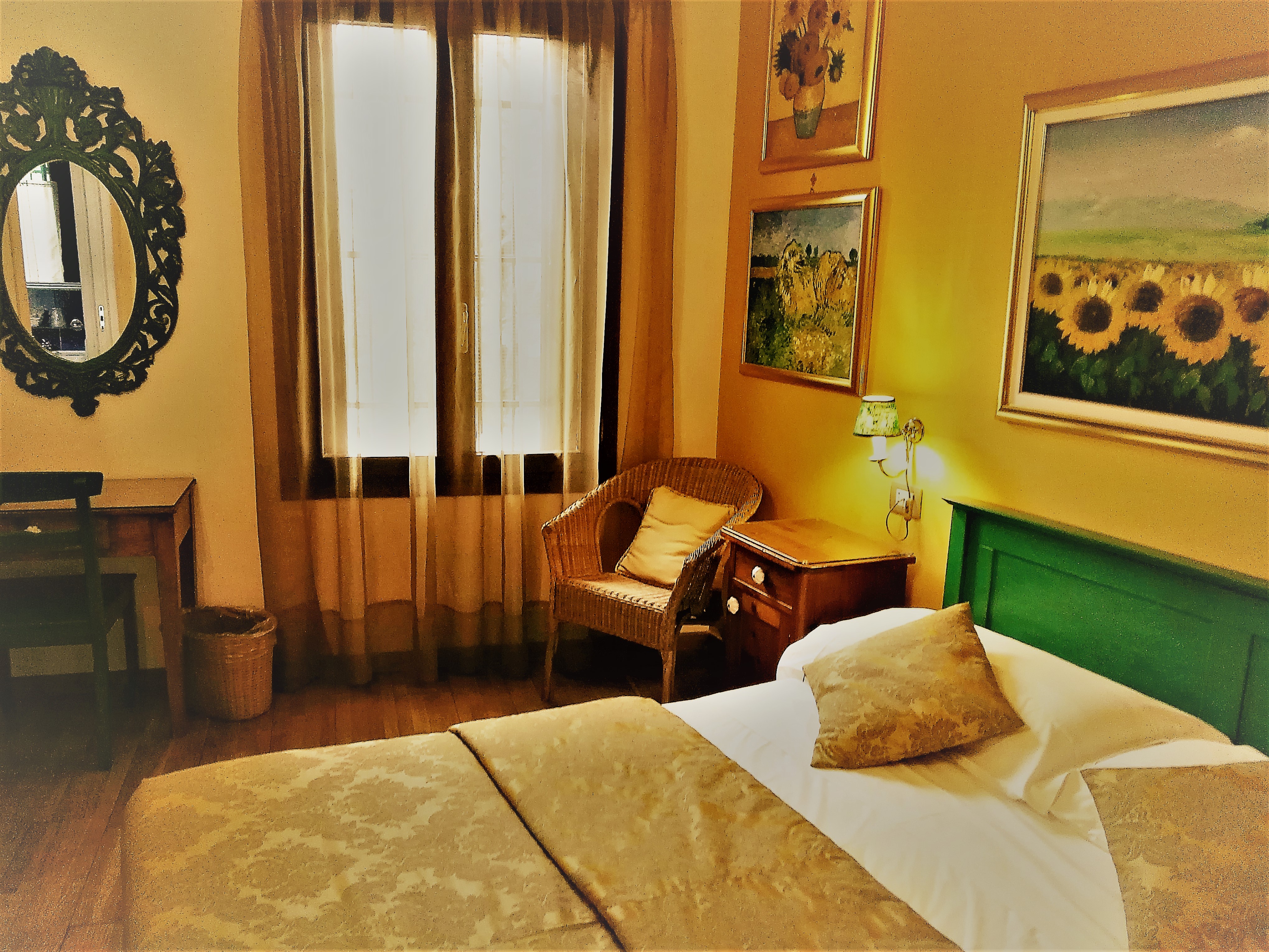 Standard, Double or Twin Bed
