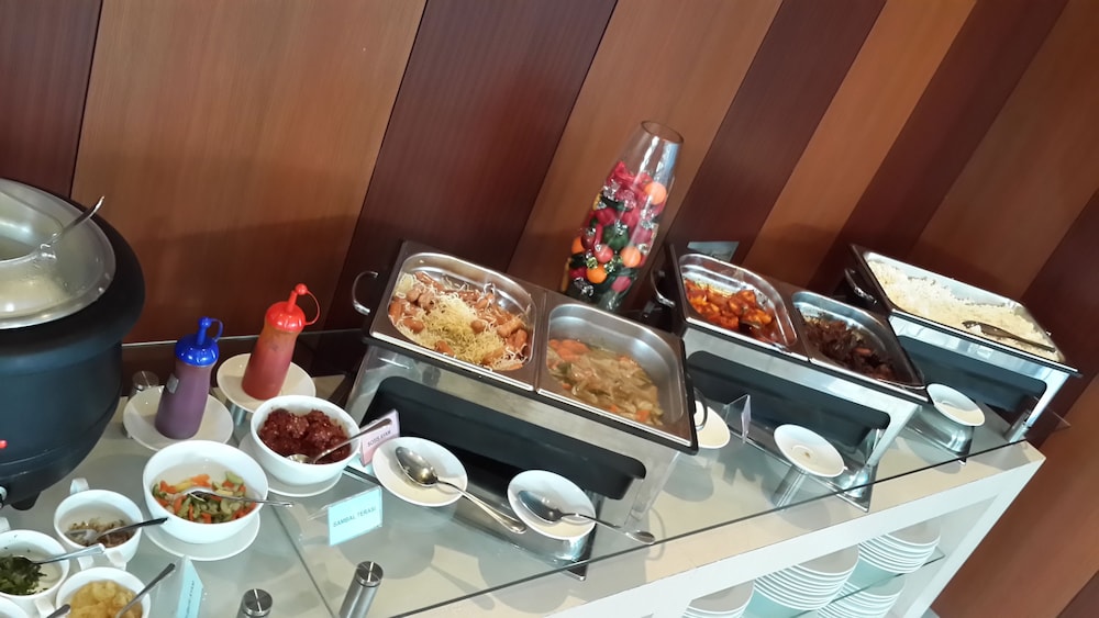 V HOTEL JAKARTA 35/45