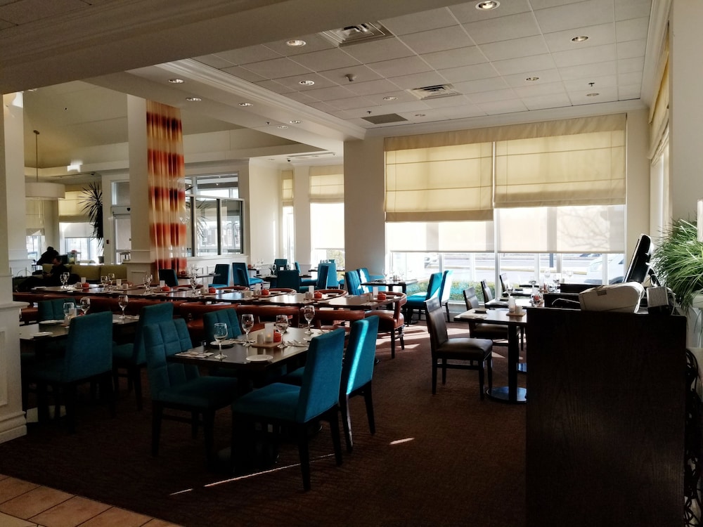 Hilton Garden Inn Montreal Airport 30/47