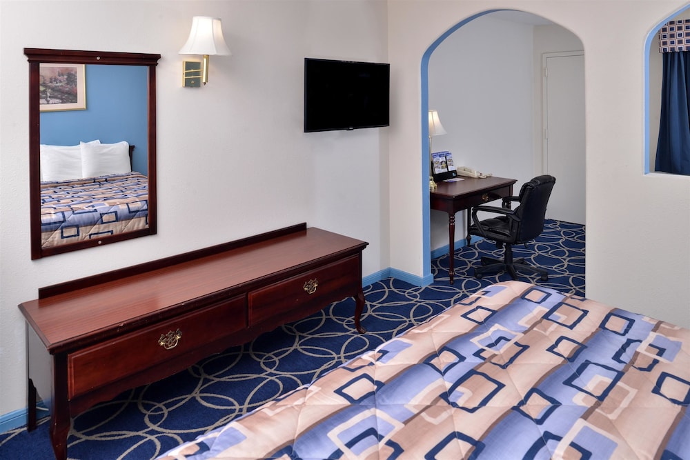 Americas Best Value Inn Suites Houston Brookhollow Nw 8/24