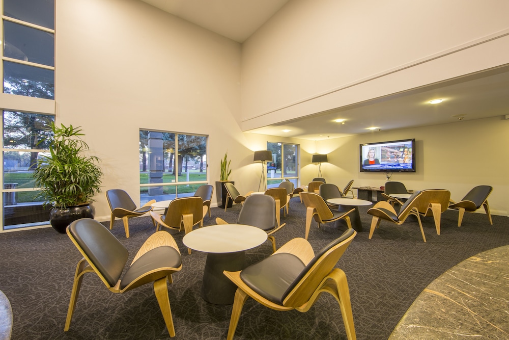 ibis Styles Canberra 59/78