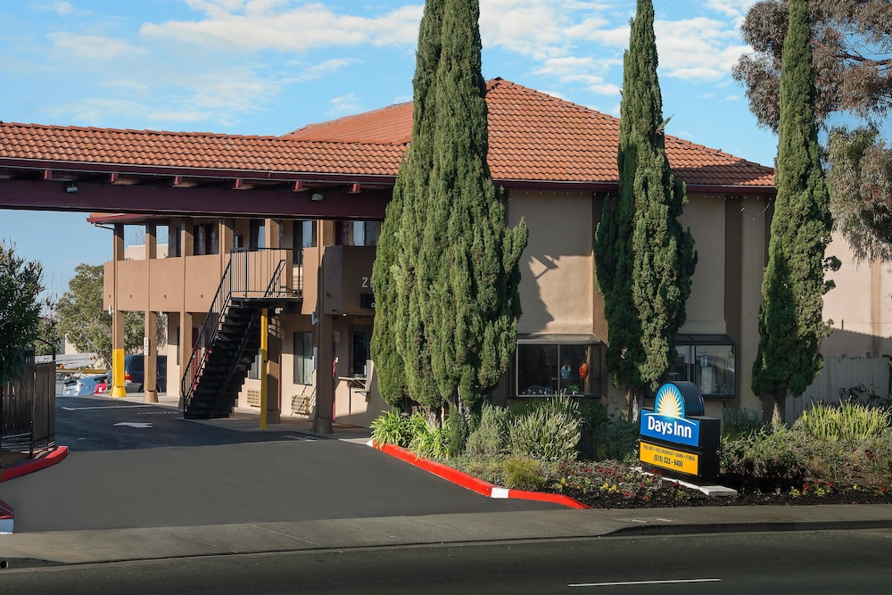 Days Inn by Wyndham Pinole Berkeley 3/27