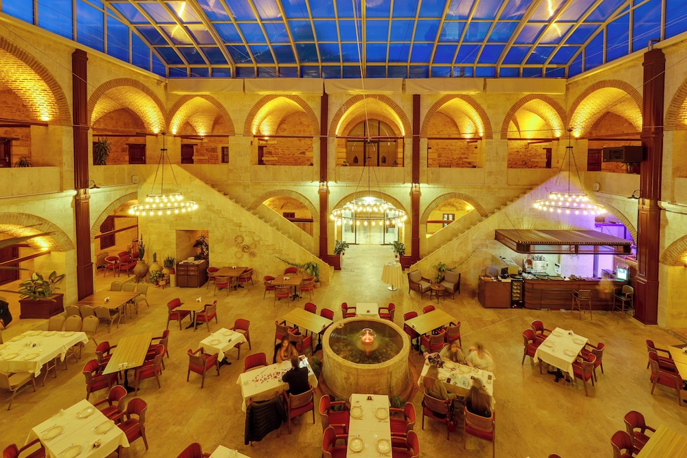 Silk Road Museum Hotel 44/50