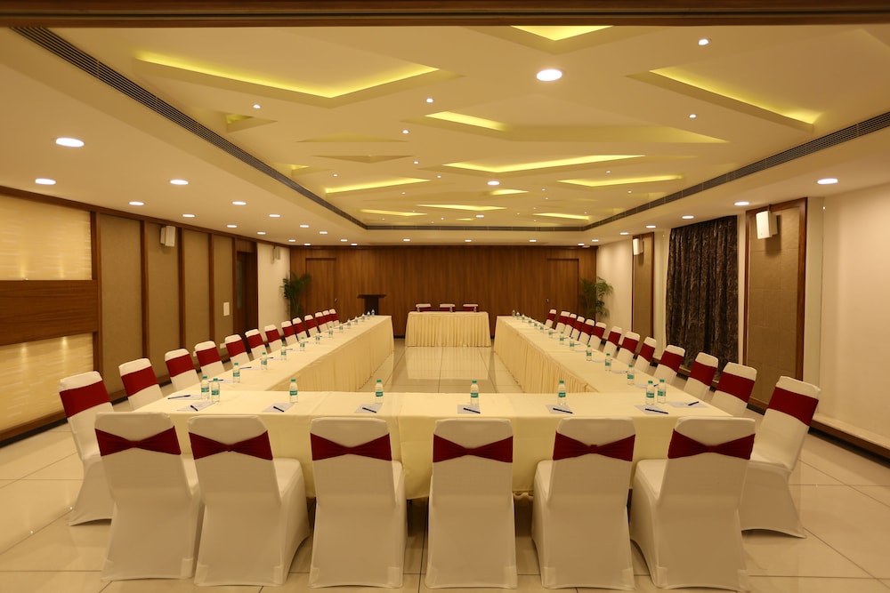 Oyo 6593 West Fort Hotel 42/50