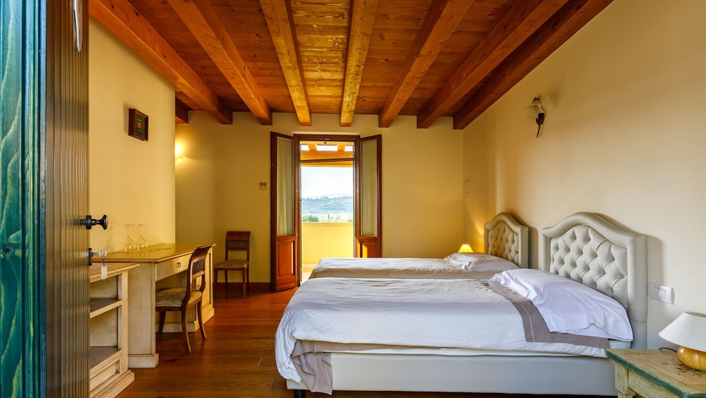 La Fonte Degli Dei Wine Relais - Adults Only 7/50