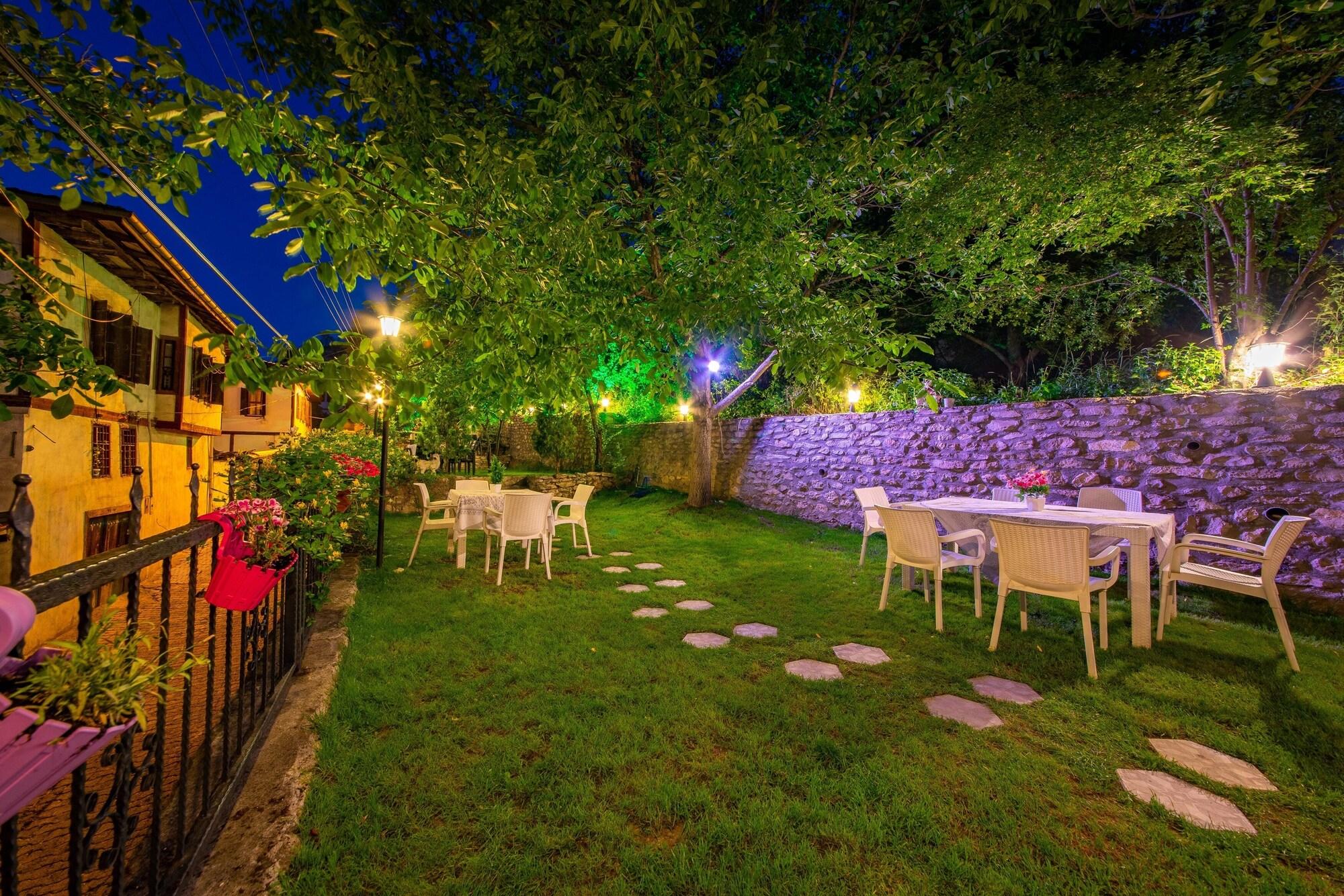 Beyzade Konak Otel 24/27
