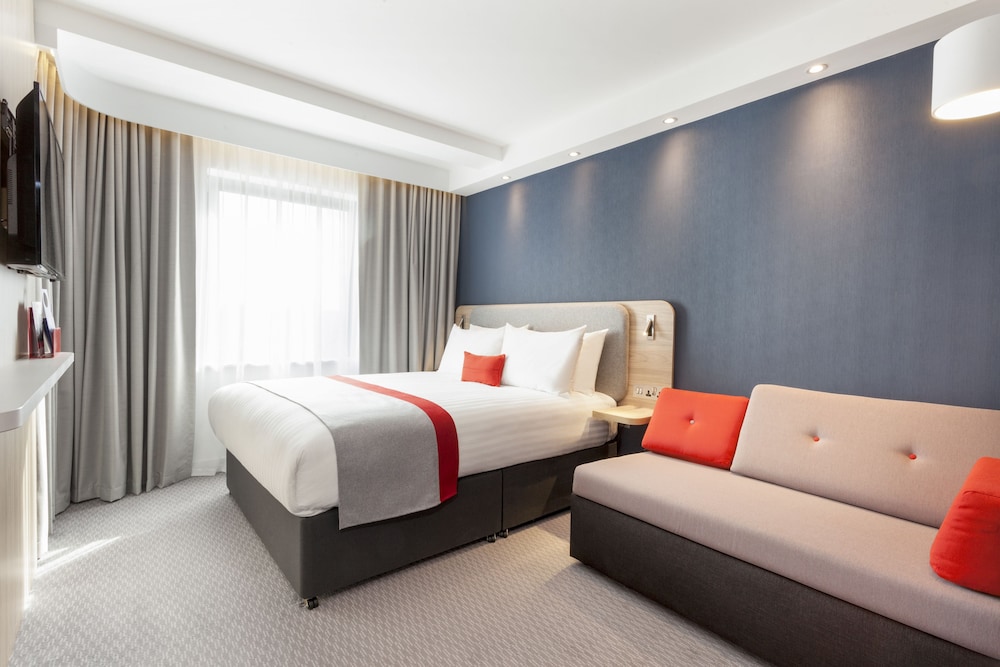 Holiday Inn Express St. Albans - M25, Jct.22 35/76