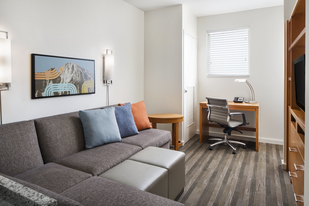 HYATT house Boulder/Broomfield 32/50