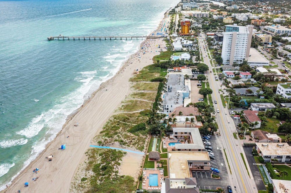 Emerald Seas Deerfield Beach Club 24/39