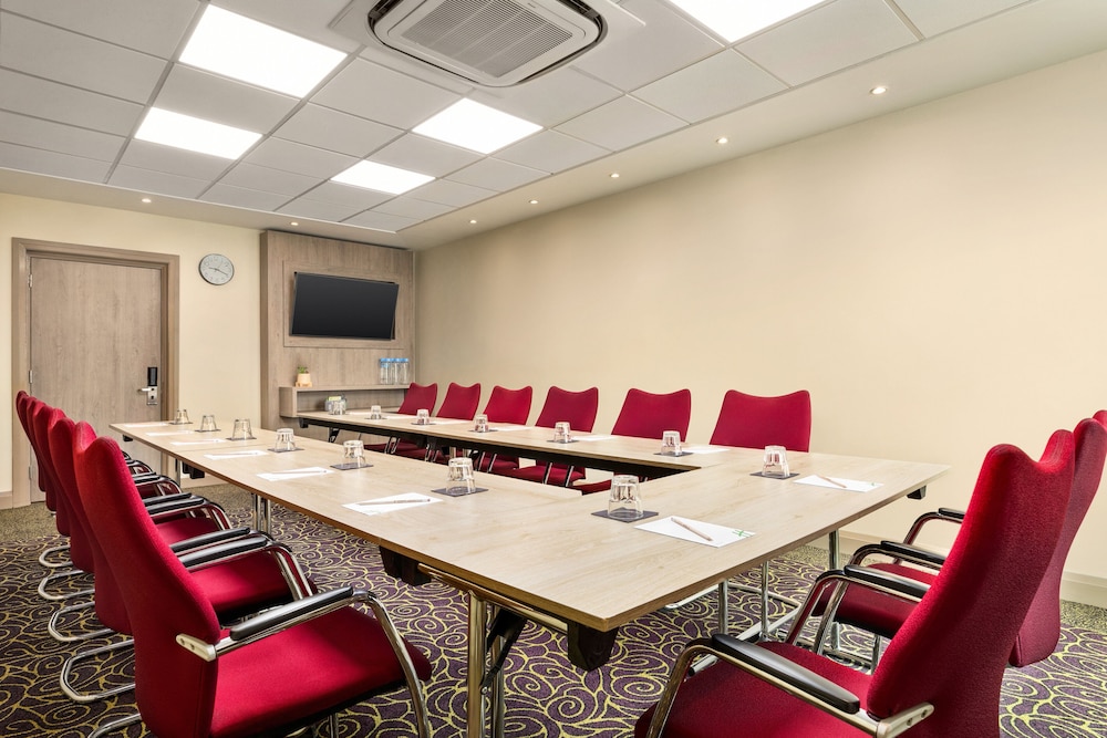 Holiday Inn Birmingham Airport 39/49