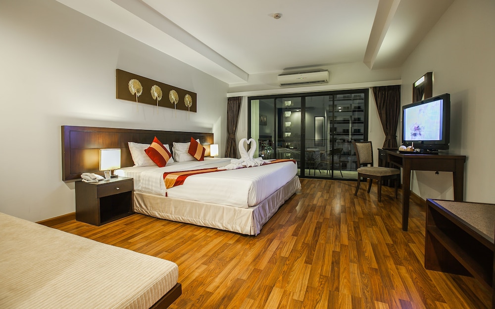 Fifth Jomtien Pattaya 26/83