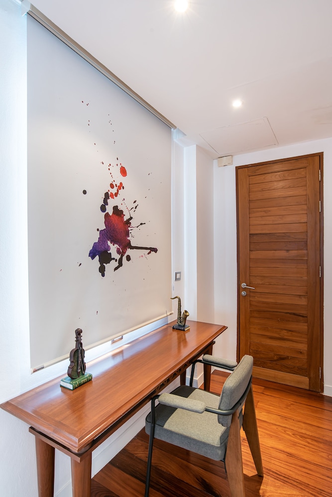 Benviar Tonson Residence 6/50
