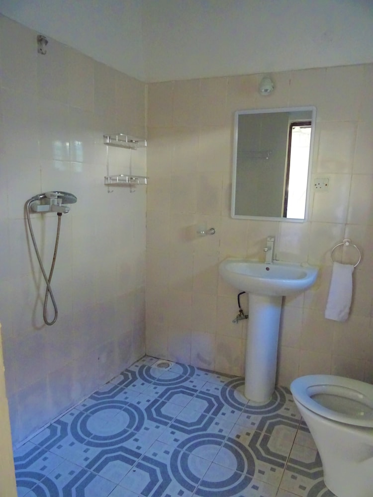 Makuti Beach Bungalows 21/65
