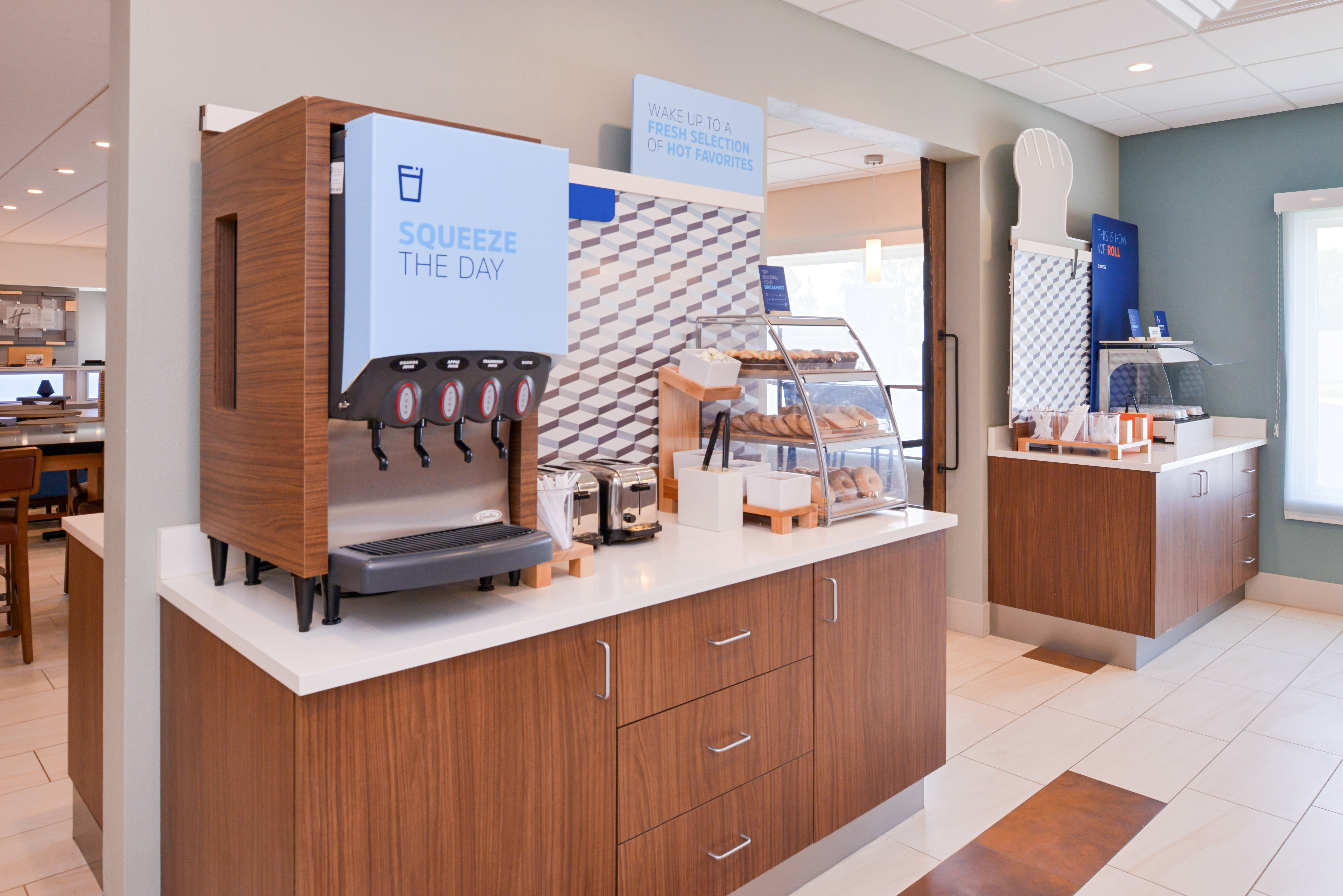 Holiday Inn Express And Suites Omaha 120th And Maple 7/56