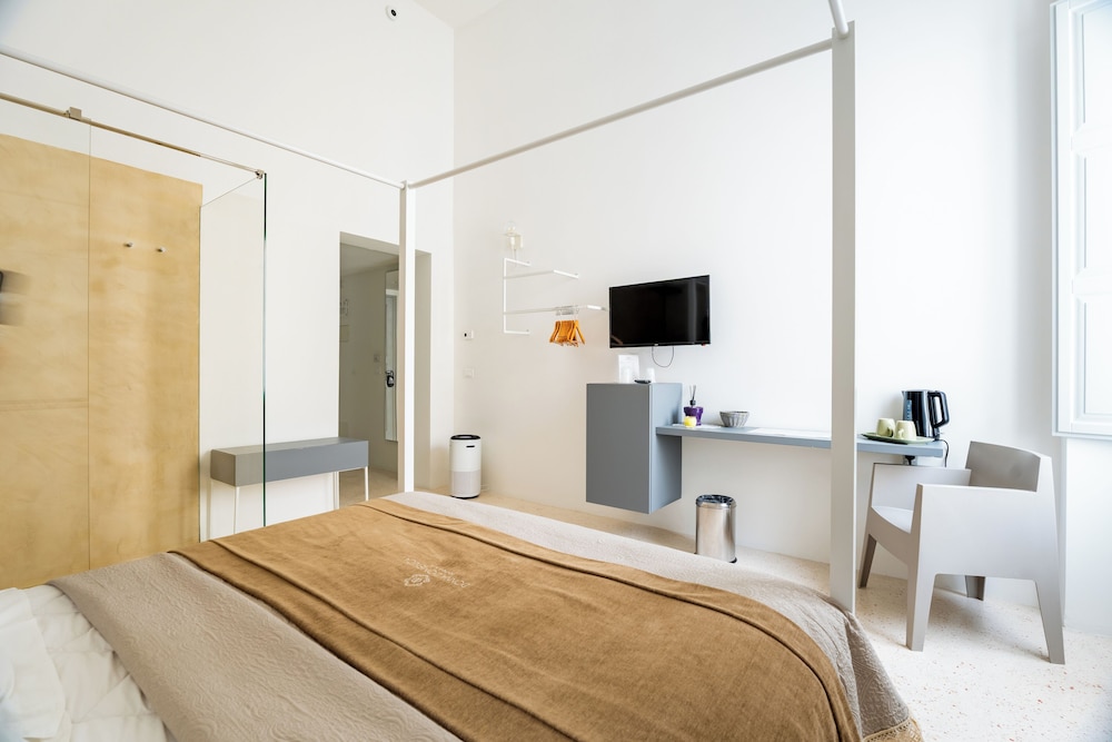 Donna Domenica Boutique Suites 16/50