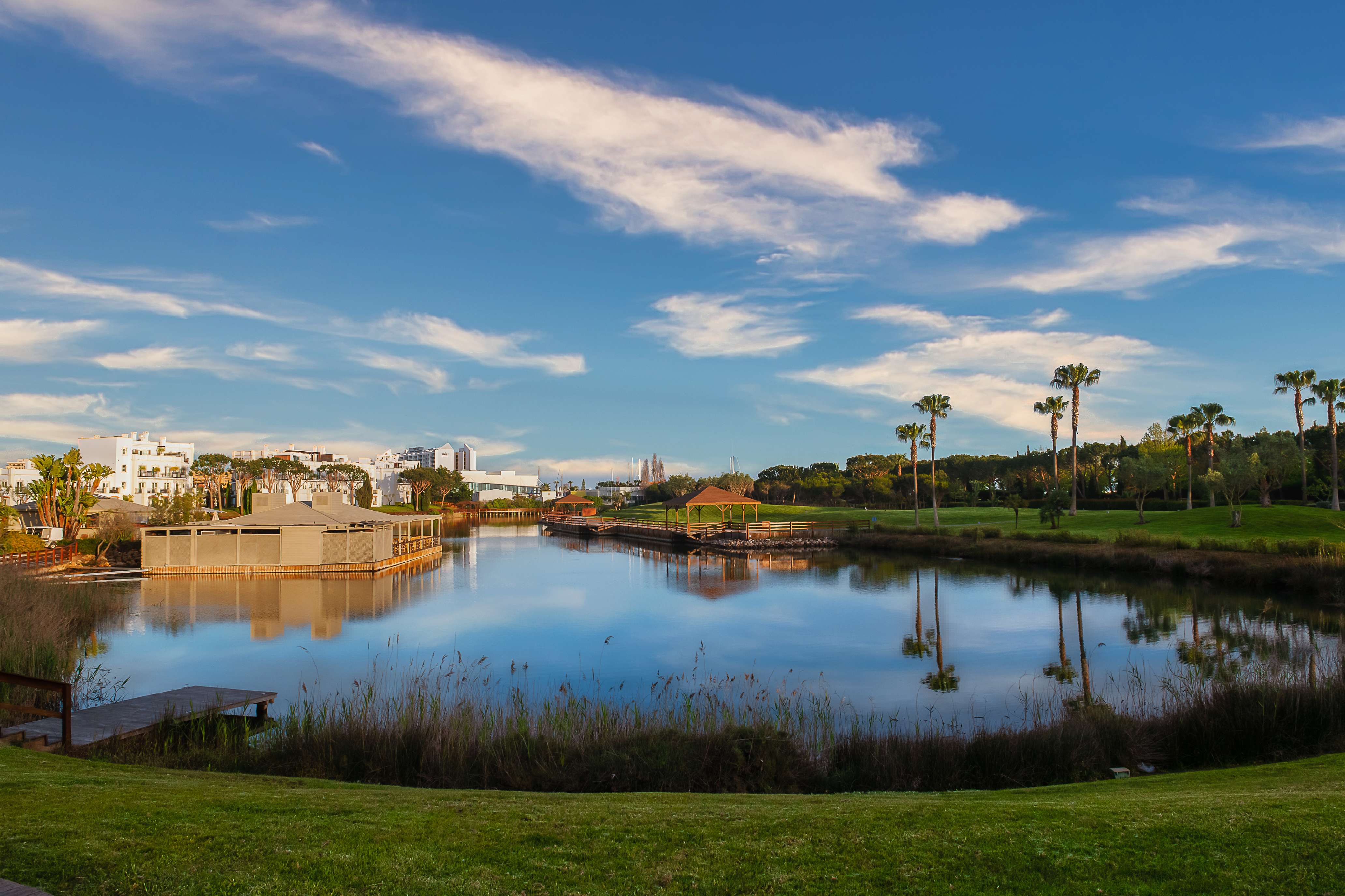 DOMES LAKE RESIDENCES 18/23