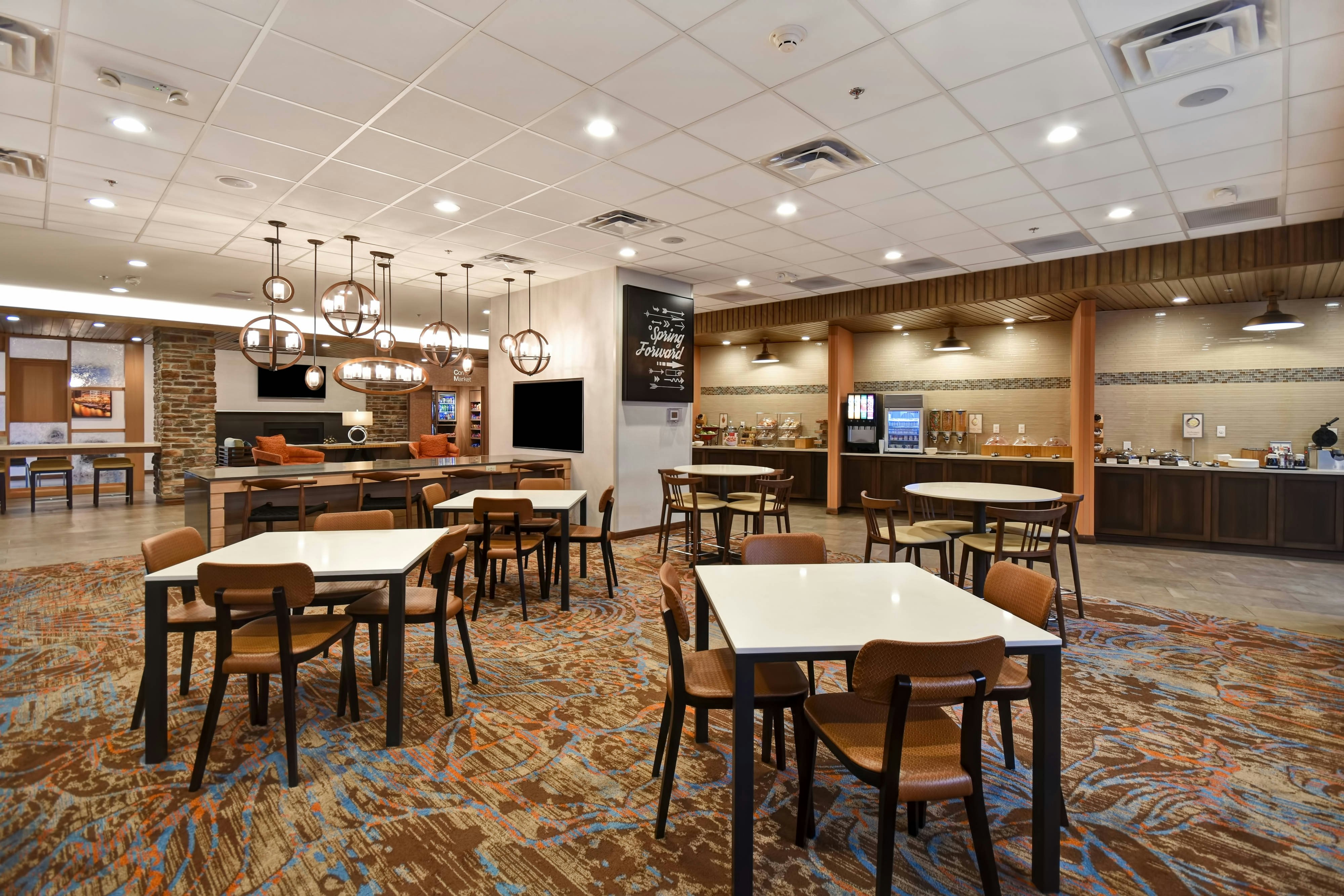 Fairfield Inn & Suites By Marriott Milwaukee North 14/16