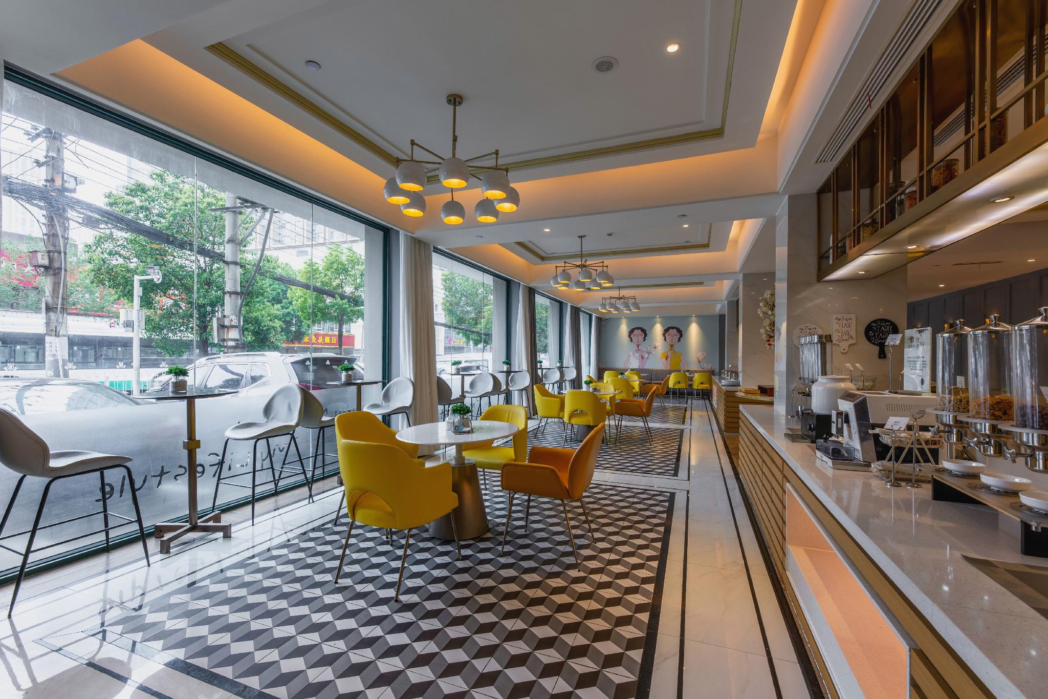 Baiyulan Hotel (Wuhan Meiyuan Xiaoqu Metro Station Dingziqiao) 15/27