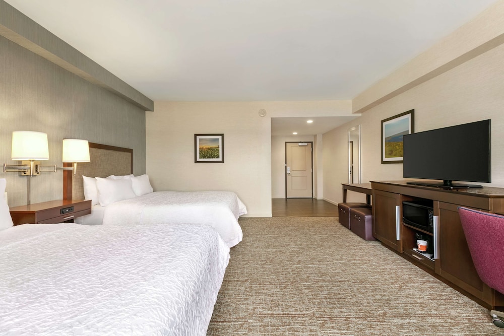 Hampton Inn Penn Yan 12/41