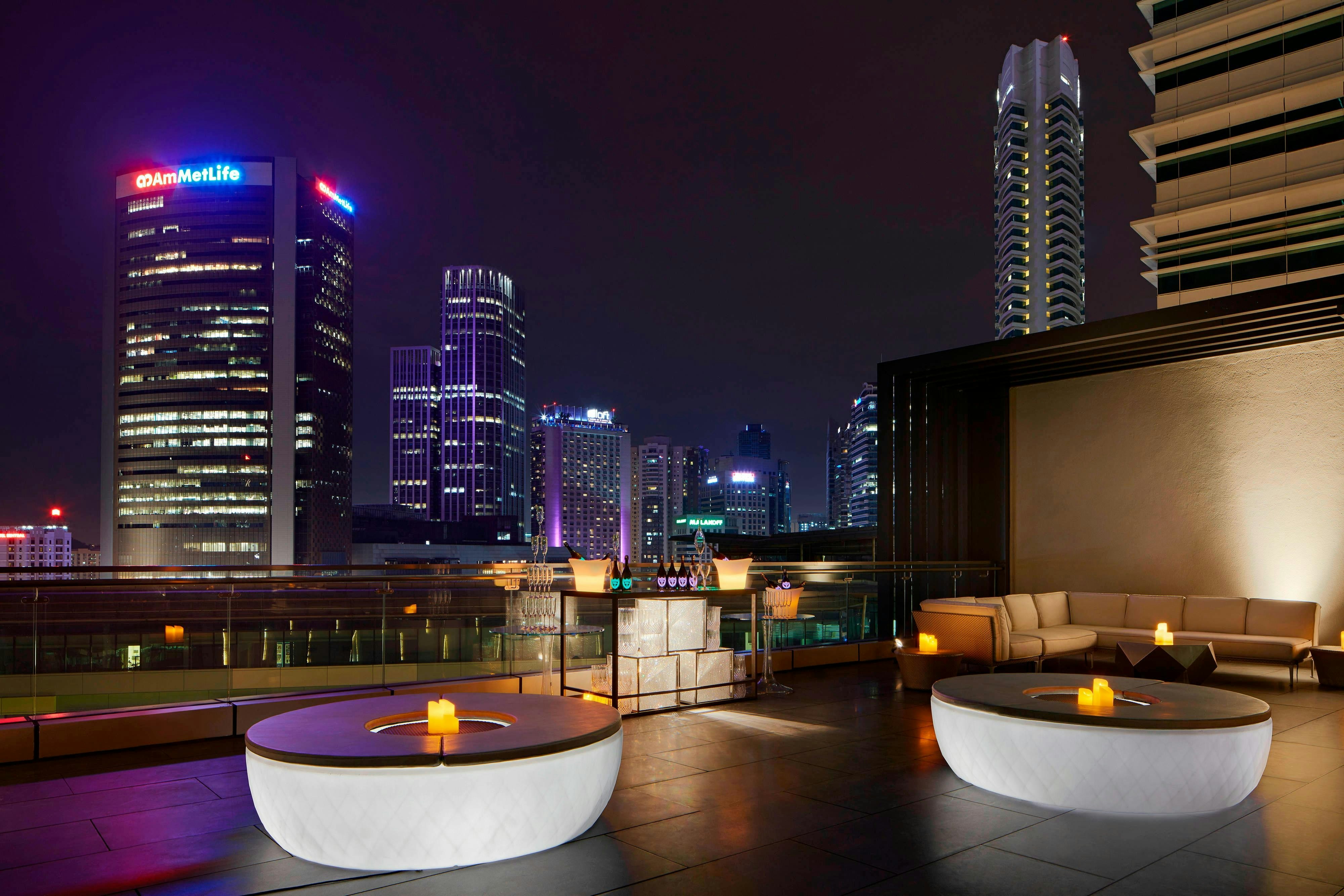 THE ST. REGIS KUALA LUMPUR 58/72