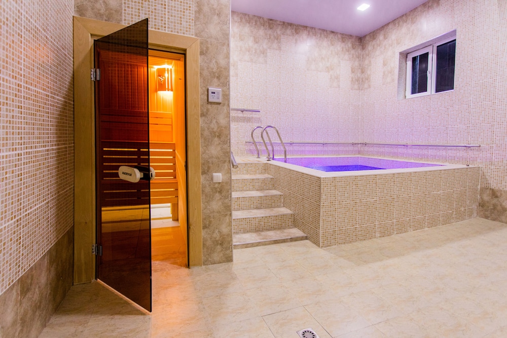 Gabrielle International Hotel 23/50