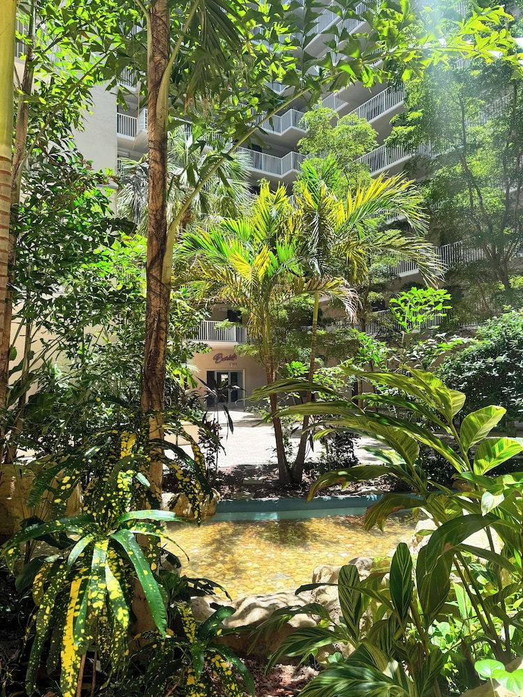 Wyndham I-Drive Avanti Resort & Conference Center 64/67