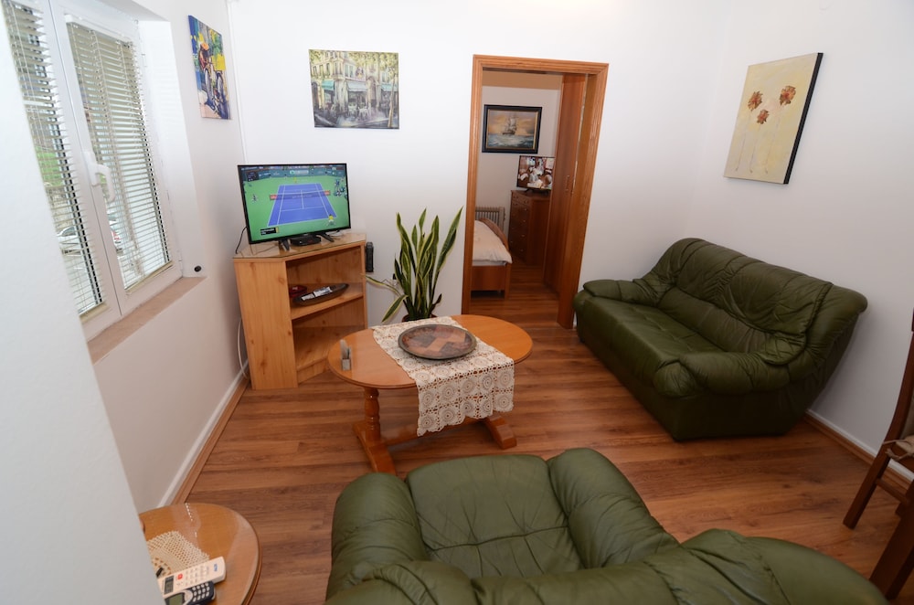 Maritimo Apartments 26/50