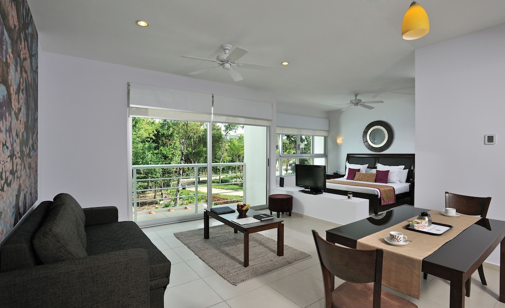 Bahia Principe Escape Sian Kaan 43/69