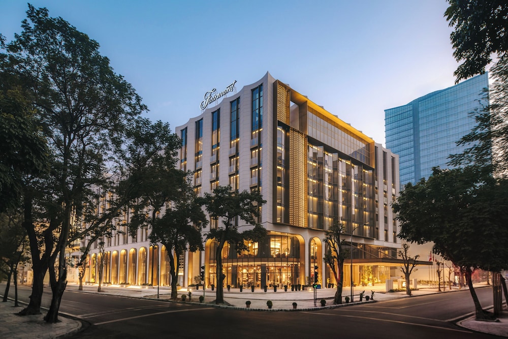 Fairmont Hanoi 5/102
