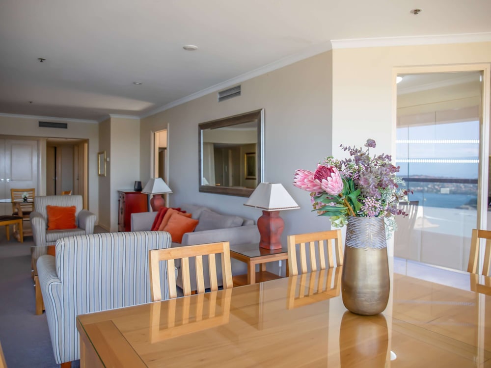 The Sebel Quay West Suites 48/74