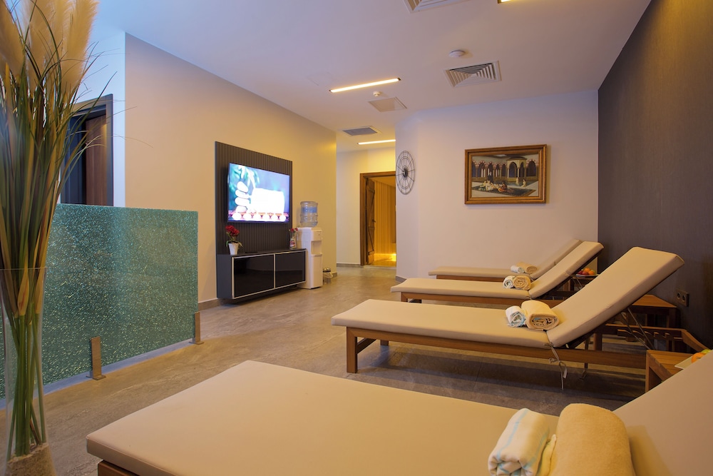 Hotel Bulvar Palas 46/67