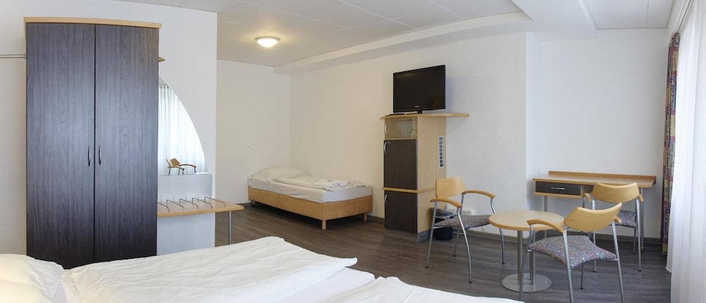 Hotel Opera 13/42