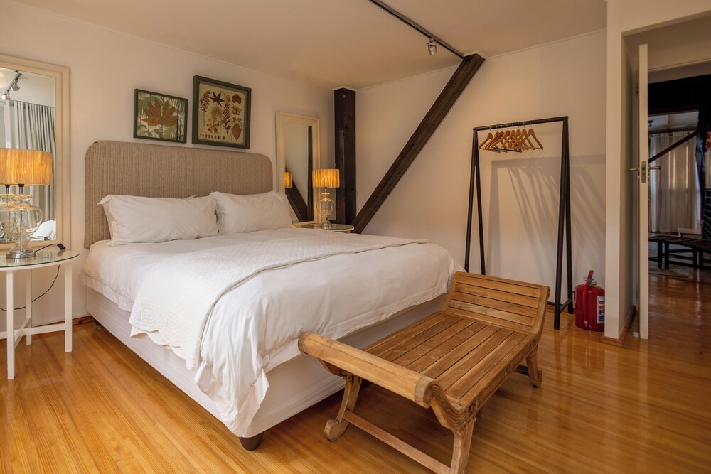 The Lofts Boutique Hotel 16/99