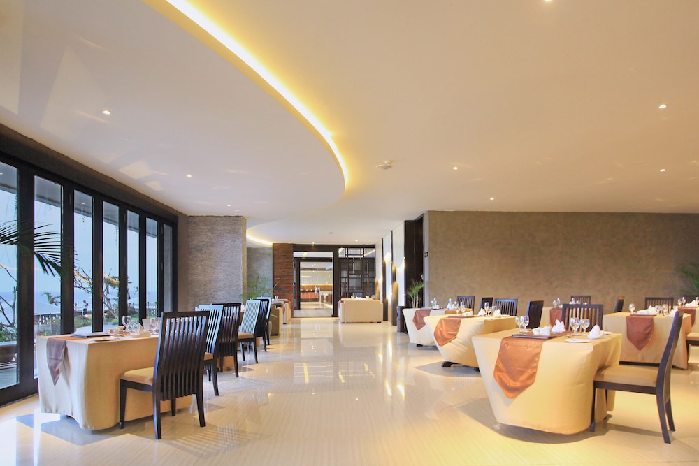 Ulu Segara Luxury Suites Villas 37/50