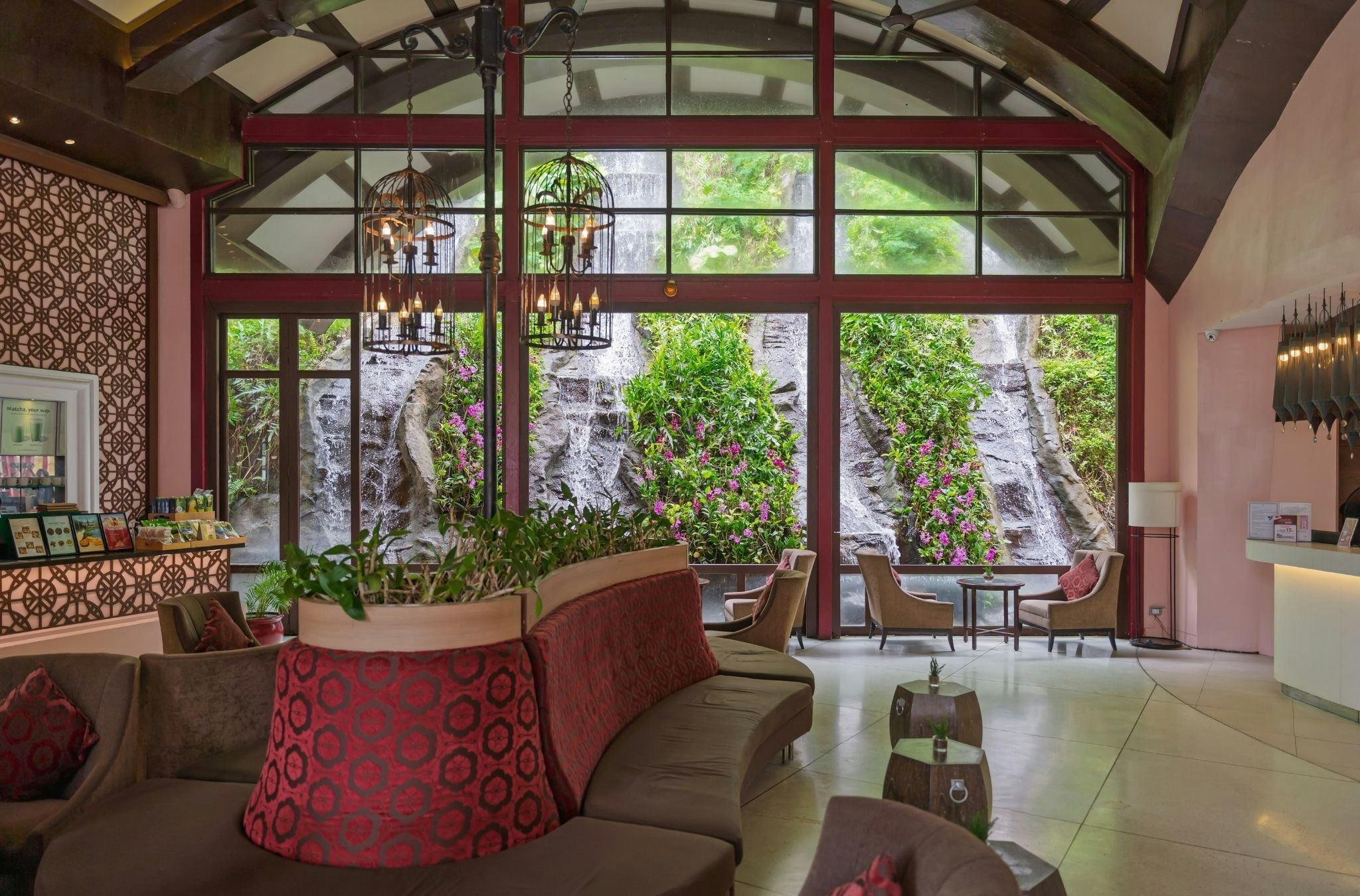 Centara Grand Beach Resort Phuket 54/85