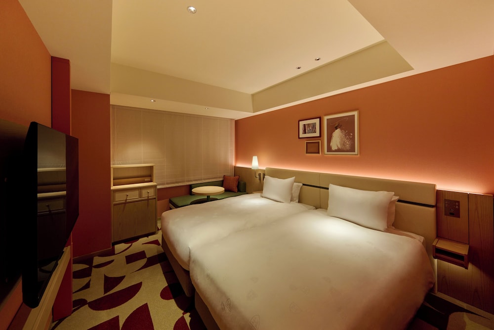SUPERIOR, TWIN BEDS