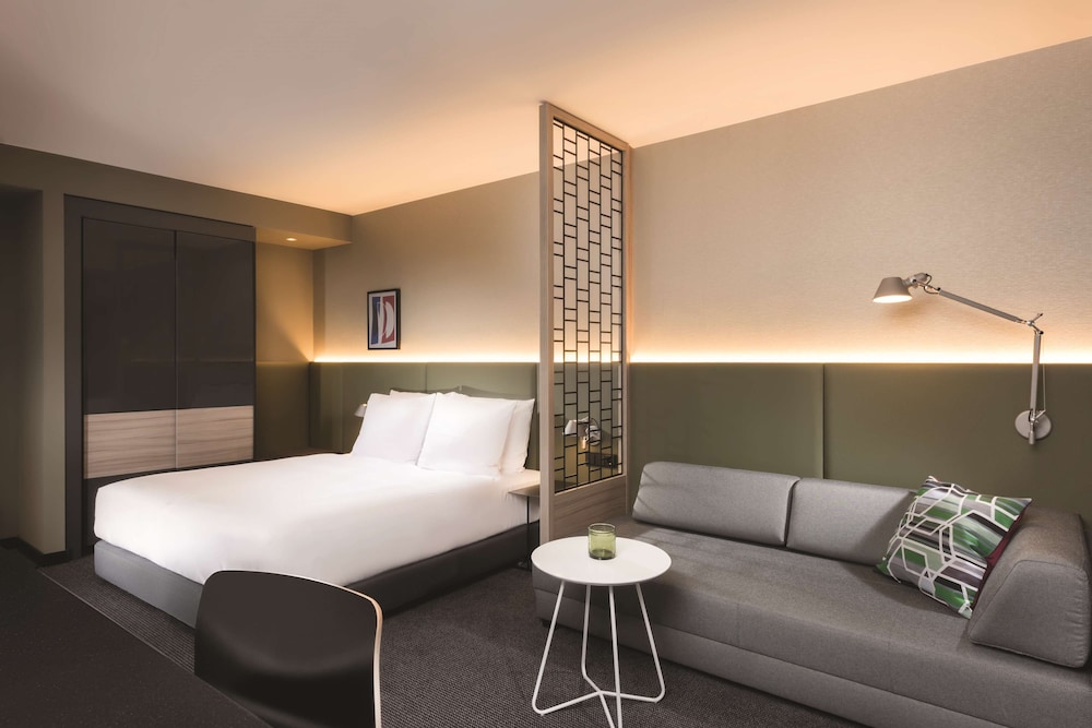 استوديو بريميير بسرير كينج مع أريكة، Adina Apartment Hotel Hamburg Speicherstadt 2/4