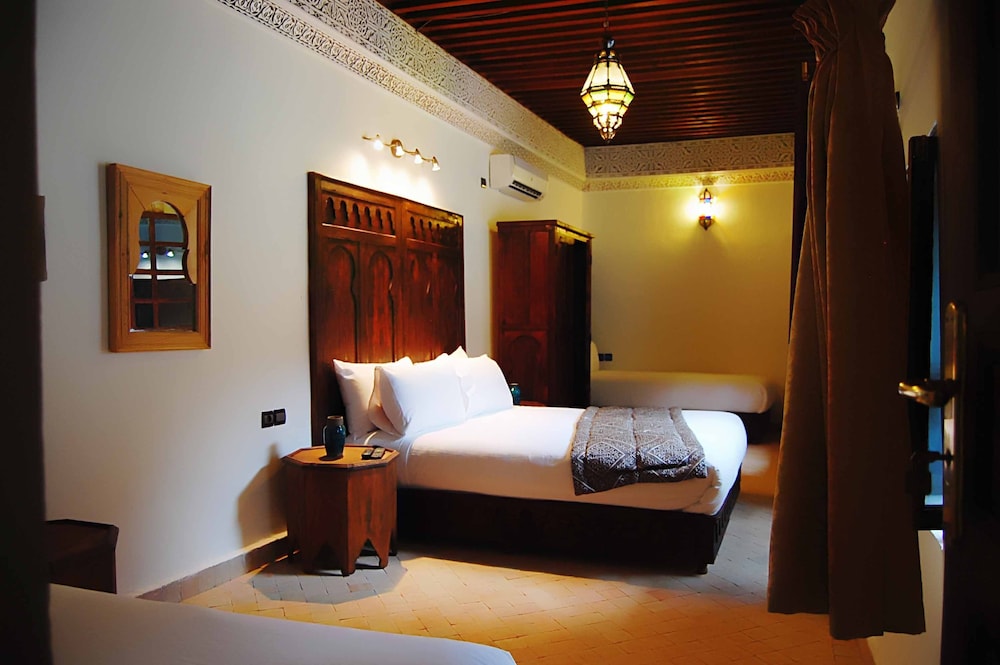 Riad Fes Aicha 18/50