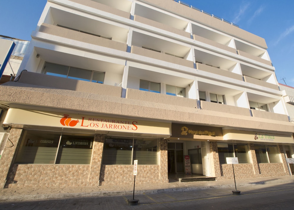 Hotel Don Miguel 3/29