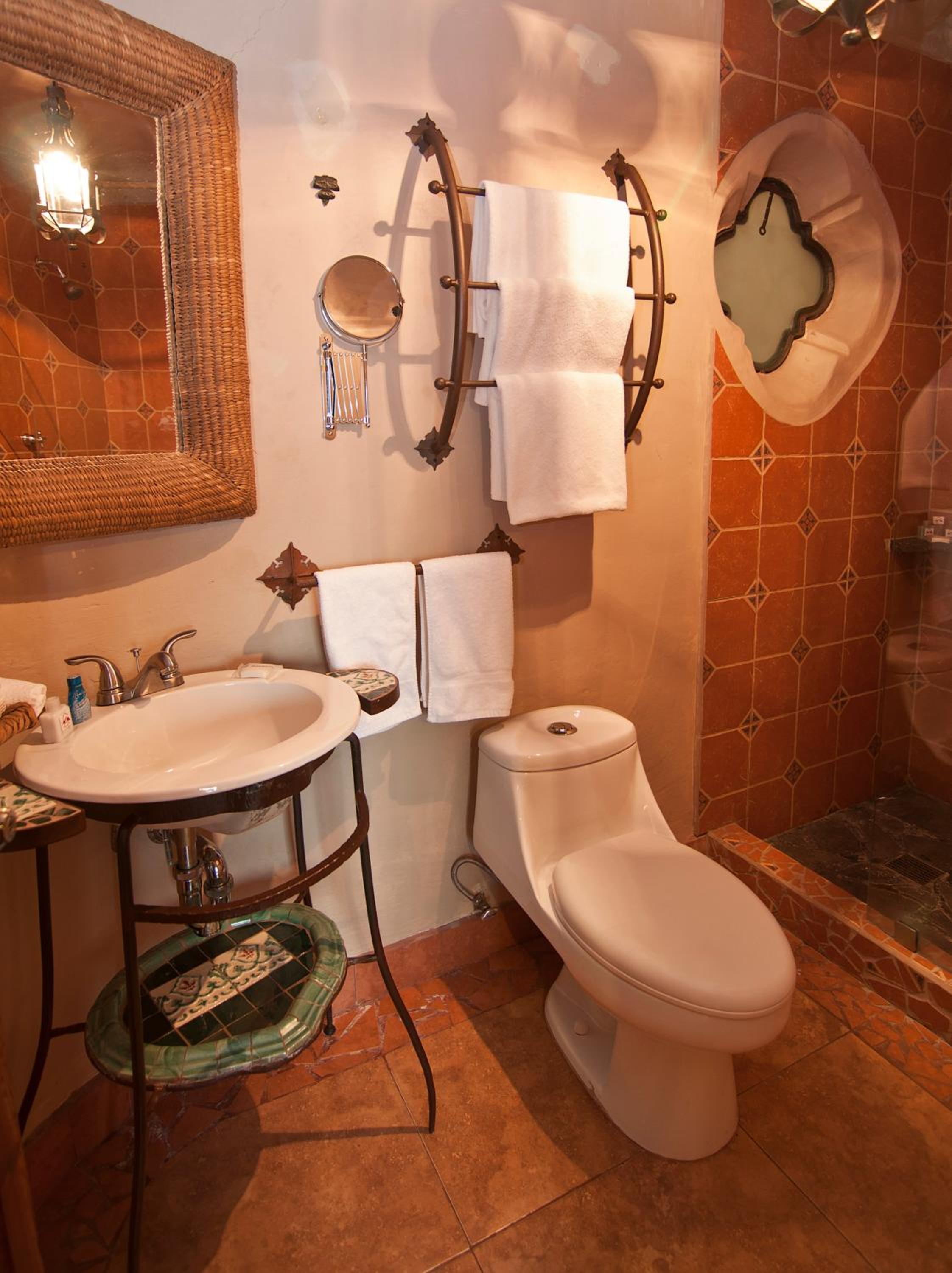 Hotel Porton Del Cielo 44/46