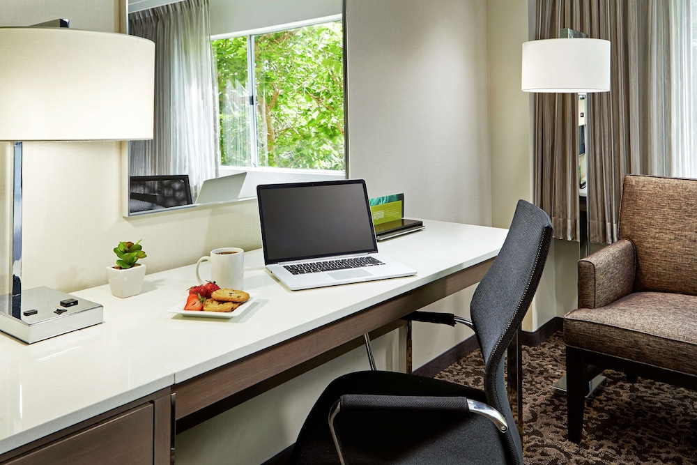 Hilton Garden Inn San Diego Mission Valley Stadium 64/67