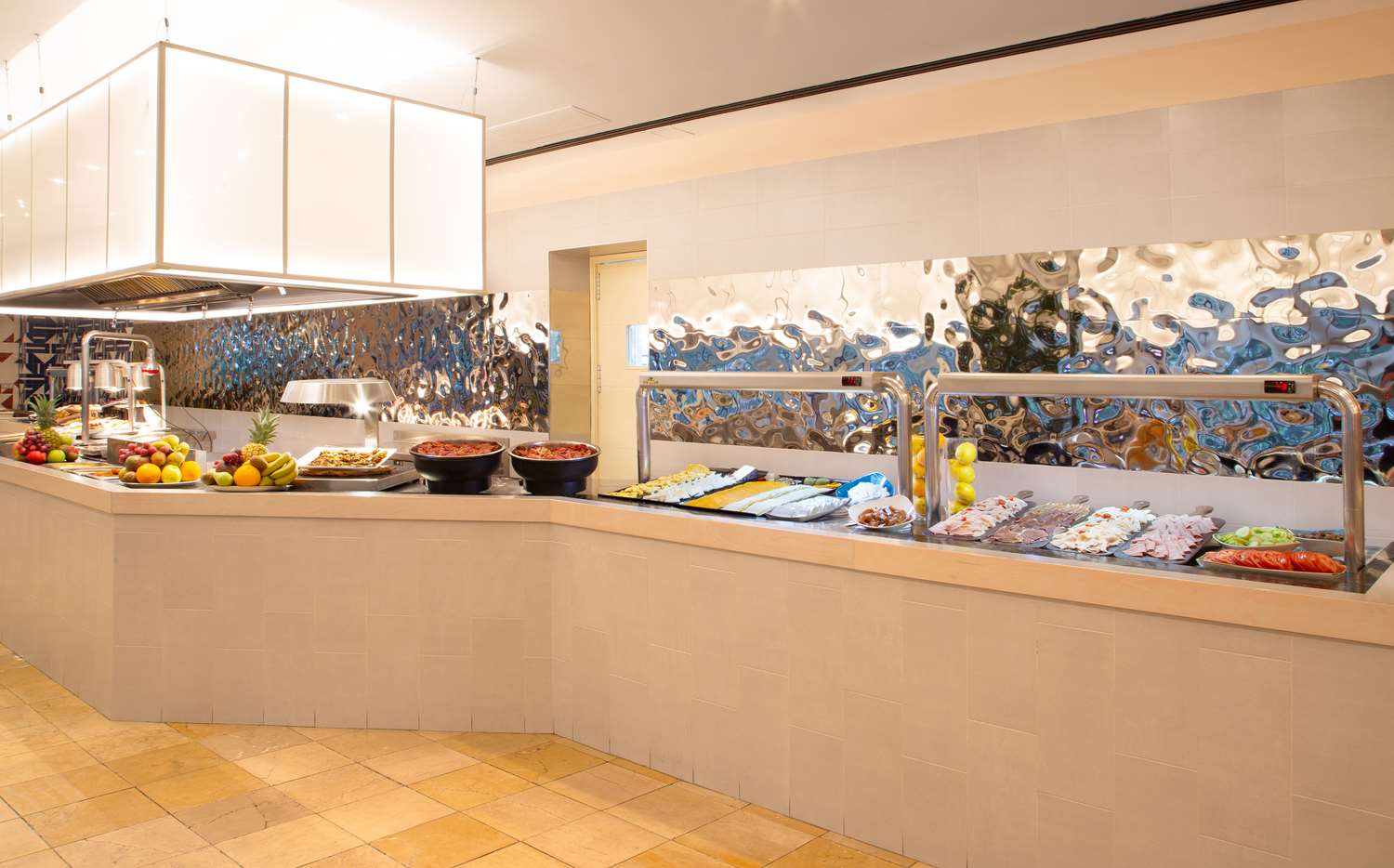 Lobby at DoubleTree by Hilton Islantilla Beach Golf Resort, COSTA DE LA LUZ
