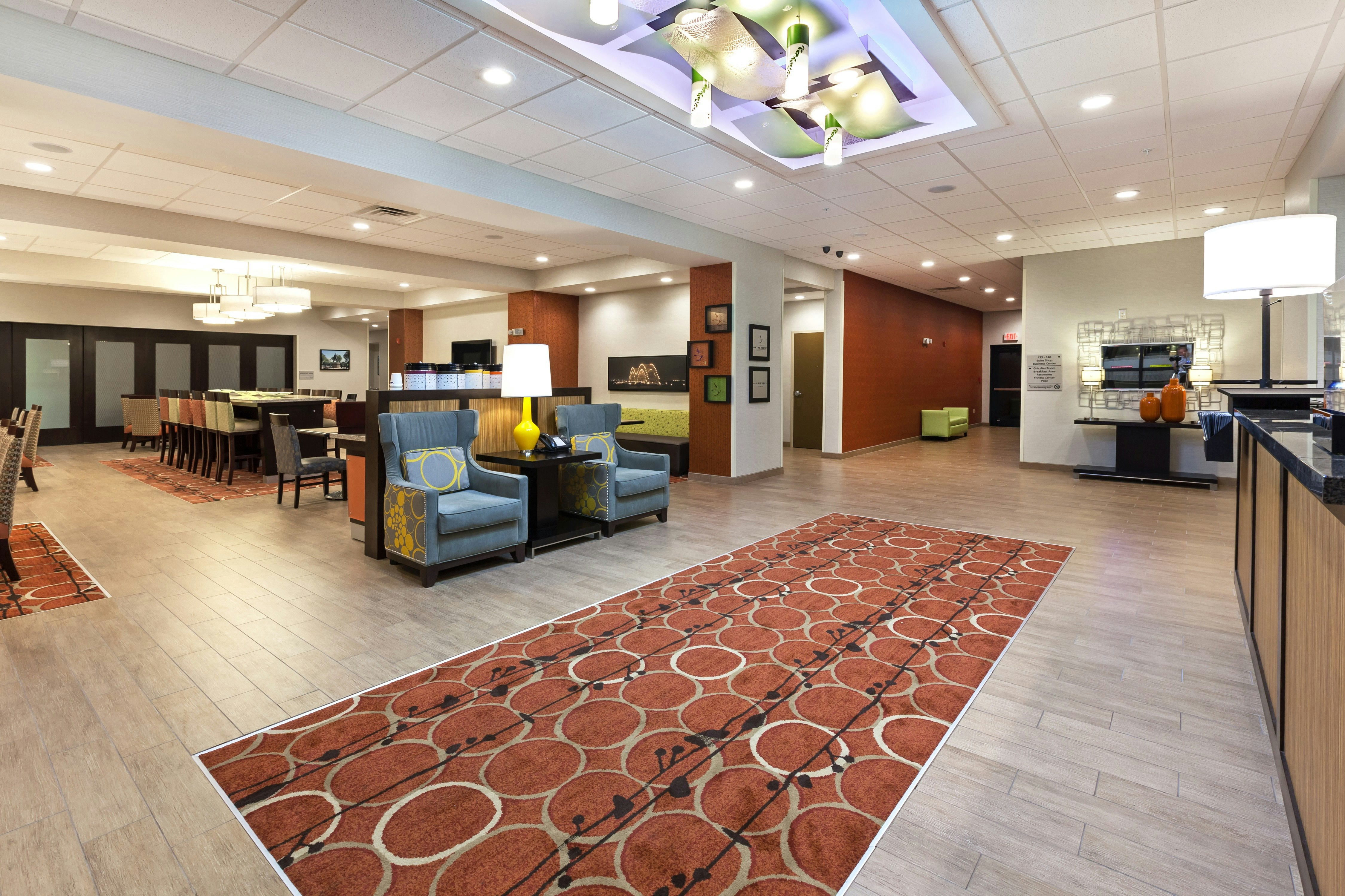 Hampton Inn Marion, AR 8/36